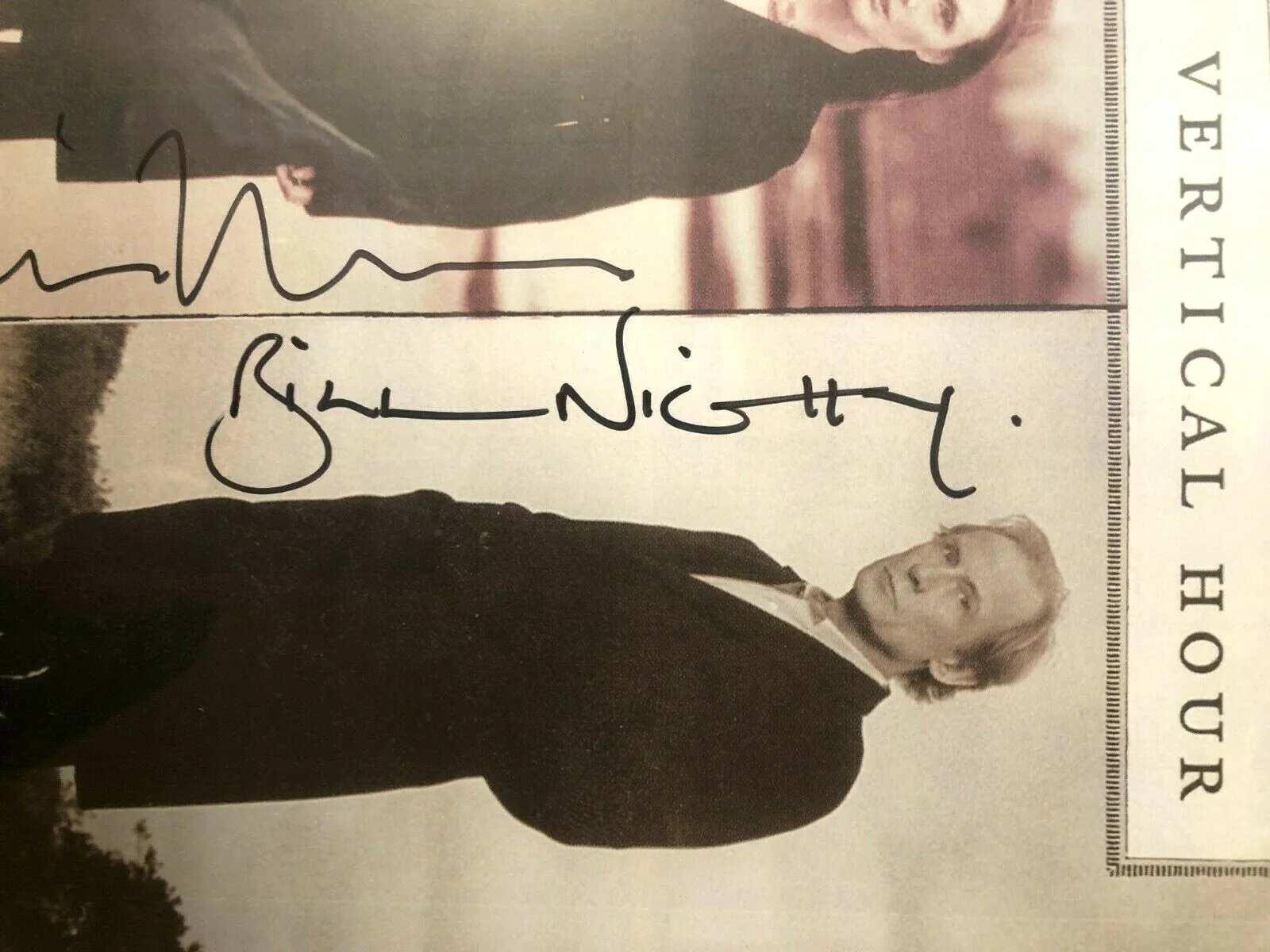 BILL NIGHY, JULIANNE MOORE — BROADWAY BILL NIGHY + JULIANNE MOORE "VERTICLE HOUR" PLAYBILL Autographed Framed, изображение 4