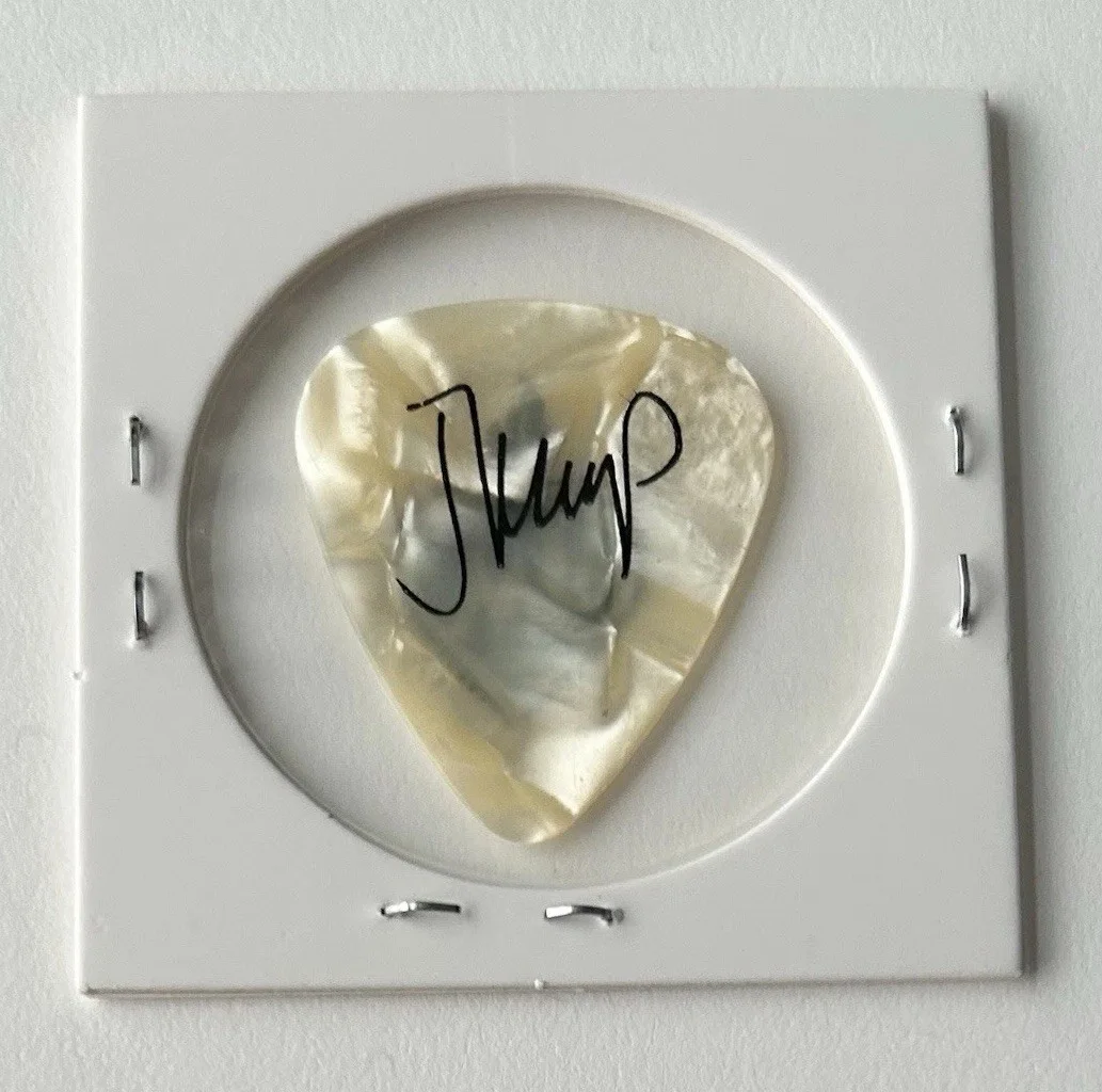 John Mellencamp Signature Tour Guitar Pick - Pearl/Black, изображение 2