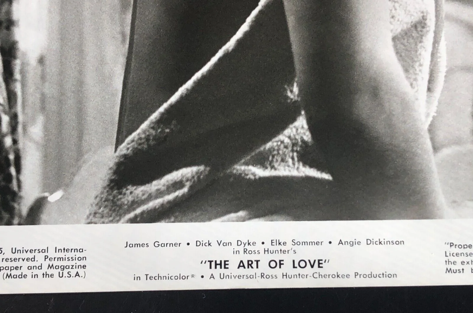 Elke Sommer — Actress ELKE SOMMER Signed Autographed Signed 1965 Movie Still "The Art of Love", изображение 4