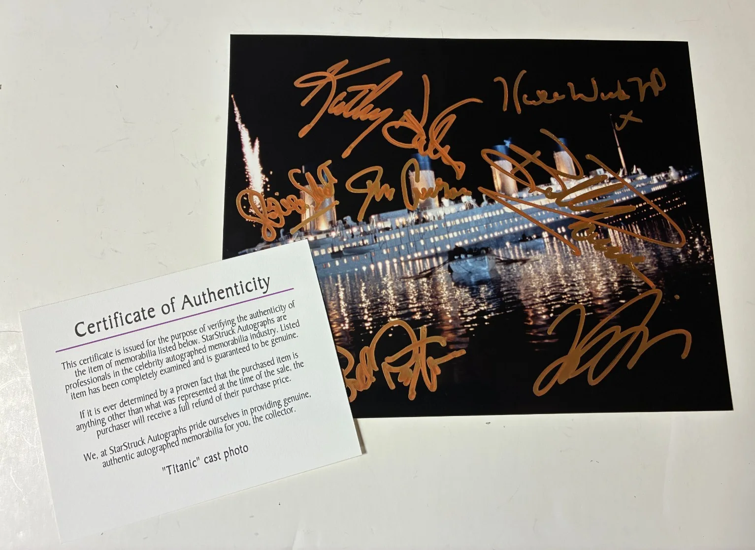 Cast — Titanic Cast Signed 8 x 10 - DiCaprio Winslet Cameron Bates Zane Stuart COA, image 2
