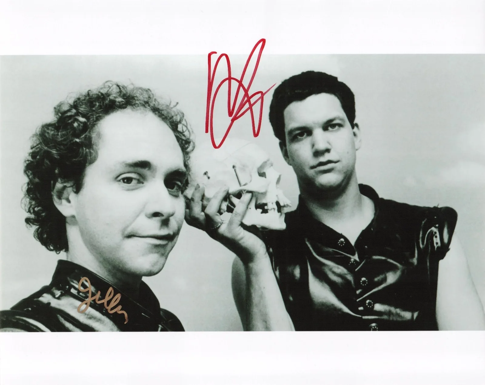 Penn and Teller — Penn and Teller signed autographed 8x10 Photo Vegas Magicians Extraordinaire