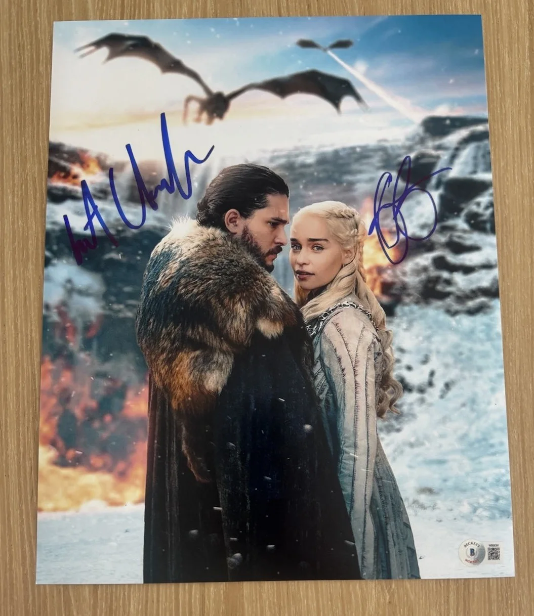 Kit Harington Emilia Clarke — KIT HARINGTON EMILIA CLARKE SIGNED GAME OF THRONES 11x14 PHOTO BECKETT BAS
