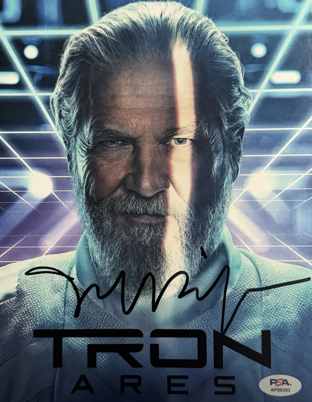 Jeff Bridges — JEFF BRIDGES SIGNED AUTOGRAPH TRON ARES 8x10 PHOTO PSA/DNA-B, image 2