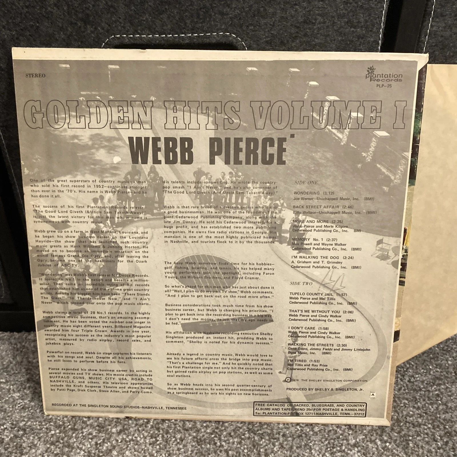 Country Music Legend Webb Pierce Signed - Golden Hits Volume 1 Plantation PLP 25, изображение 4