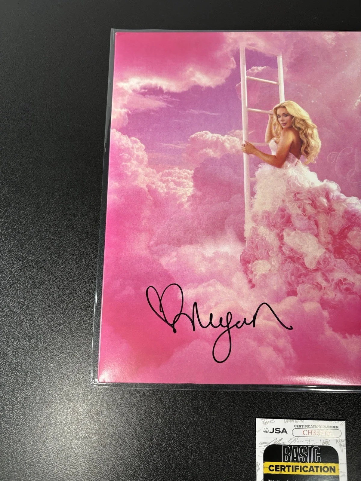 MEGAN MORONEY CLOUD 9 AUTOGRAPHED SIGNED VINYL JSA COA HOT COUNTRY MUSIC, image 2