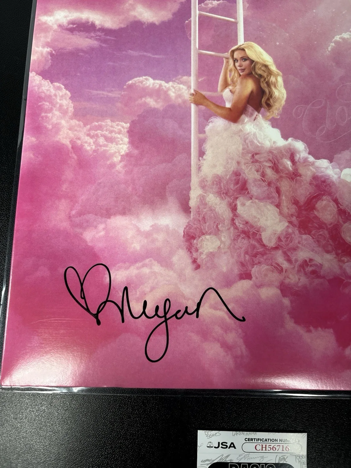 MEGAN MORONEY CLOUD 9 AUTOGRAPHED SIGNED VINYL JSA COA HOT COUNTRY MUSIC, image 4