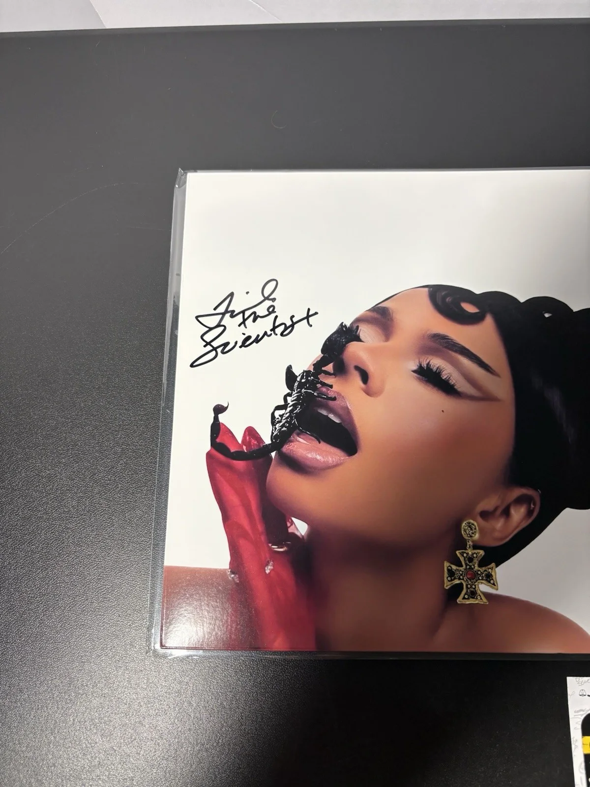 MARIAH THE SCIENTIST SIGNED BE EATEN ALIVE VINYL LP ALBUM AUTOGRAPH JSA COA HOT, изображение 3