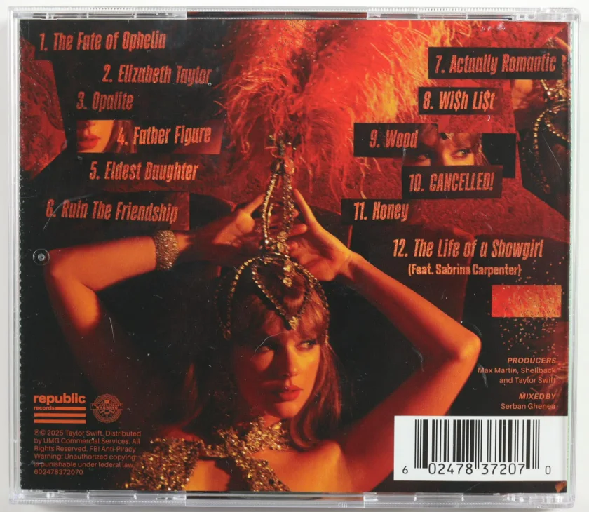 Taylor Swift Signed "The Life of a Showgirl" CD Album Insert (JSA), изображение 3
