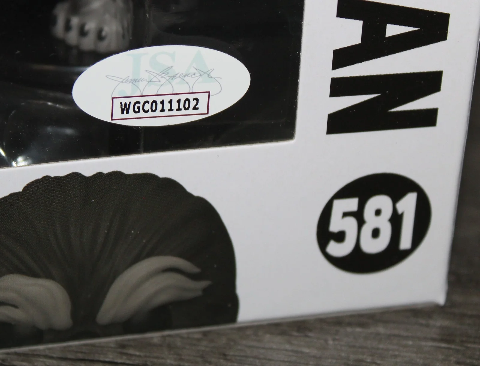 Carey Jones — Carey Jones Auto Star Wars Funko Pop! #581 KRRSANTAN JSA WITNESS COA, изображение 4