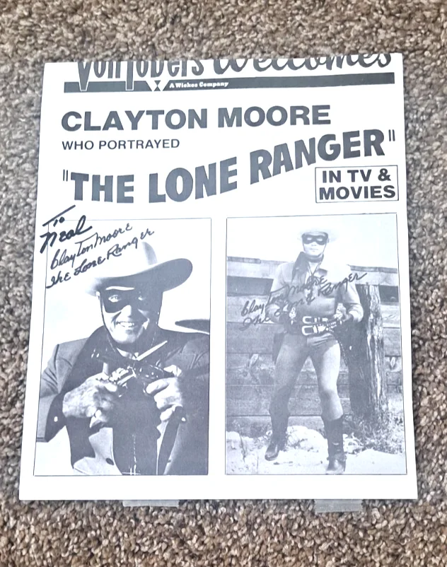 CLAYTON MOORE — CLAYTON MOORE Lone Ranger Autographed 8 X 10 Photo Signed Publicity Event Photo, изображение 2