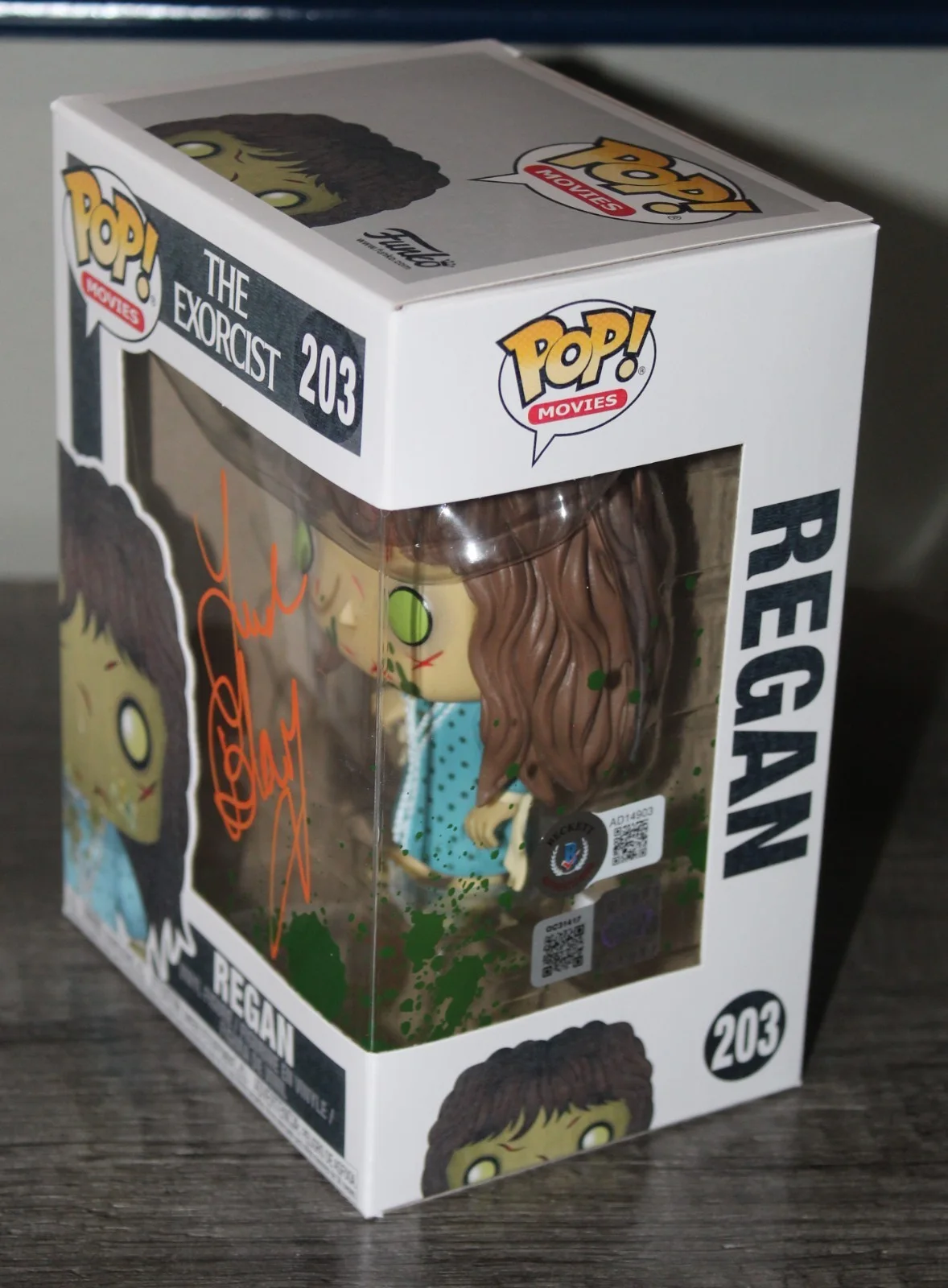 Linda Blair — Linda Blair Signed Exorcist Funko Pop! Regan #203 Beckett & OC COA!, image 3