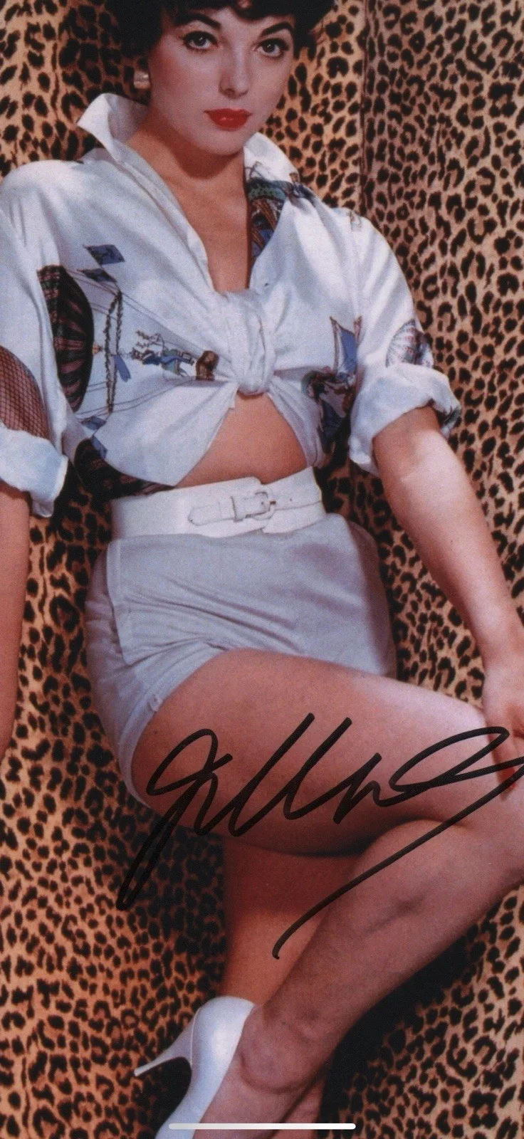Joan Collins — Joan Collins autographed signed 8x10 photo Beckett BAS COA Sexy Hot Dynasty *INR, изображение 2