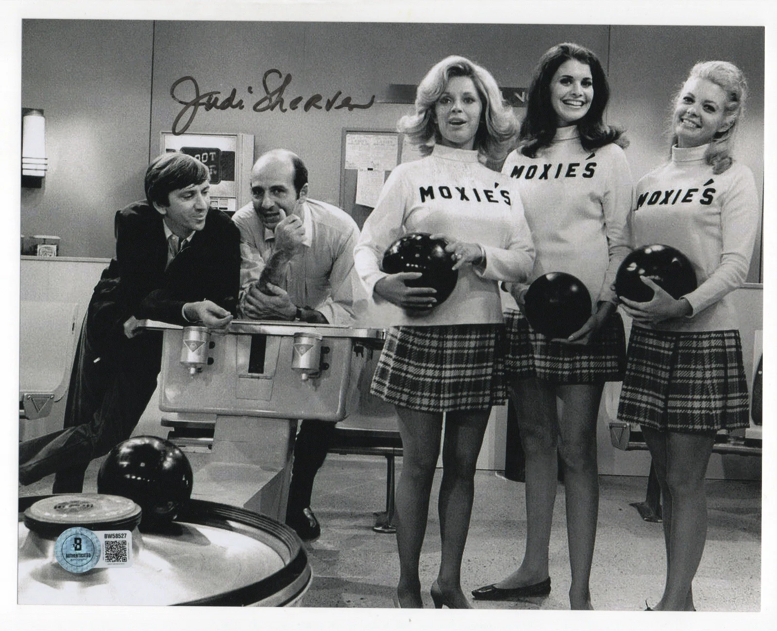 Judi Sherven — Judi Sherven autographed signed 8x10 photo Beckett BAS COA Sexy Hot Star Trek