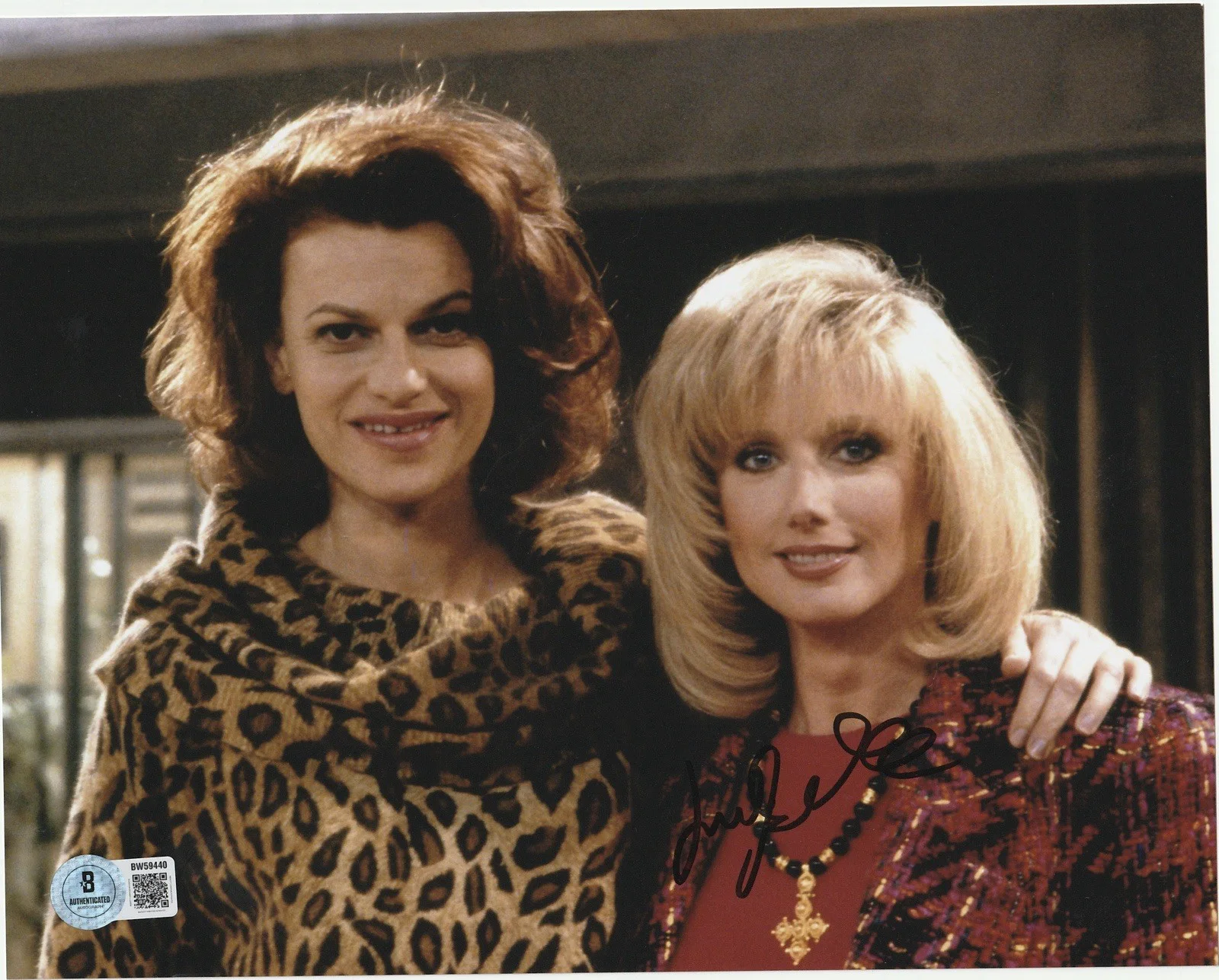 Sandra Bernhard — Sandra Bernhard autographed signed 8x10 photo Beckett BAS COA Sexy Hot Roseanne