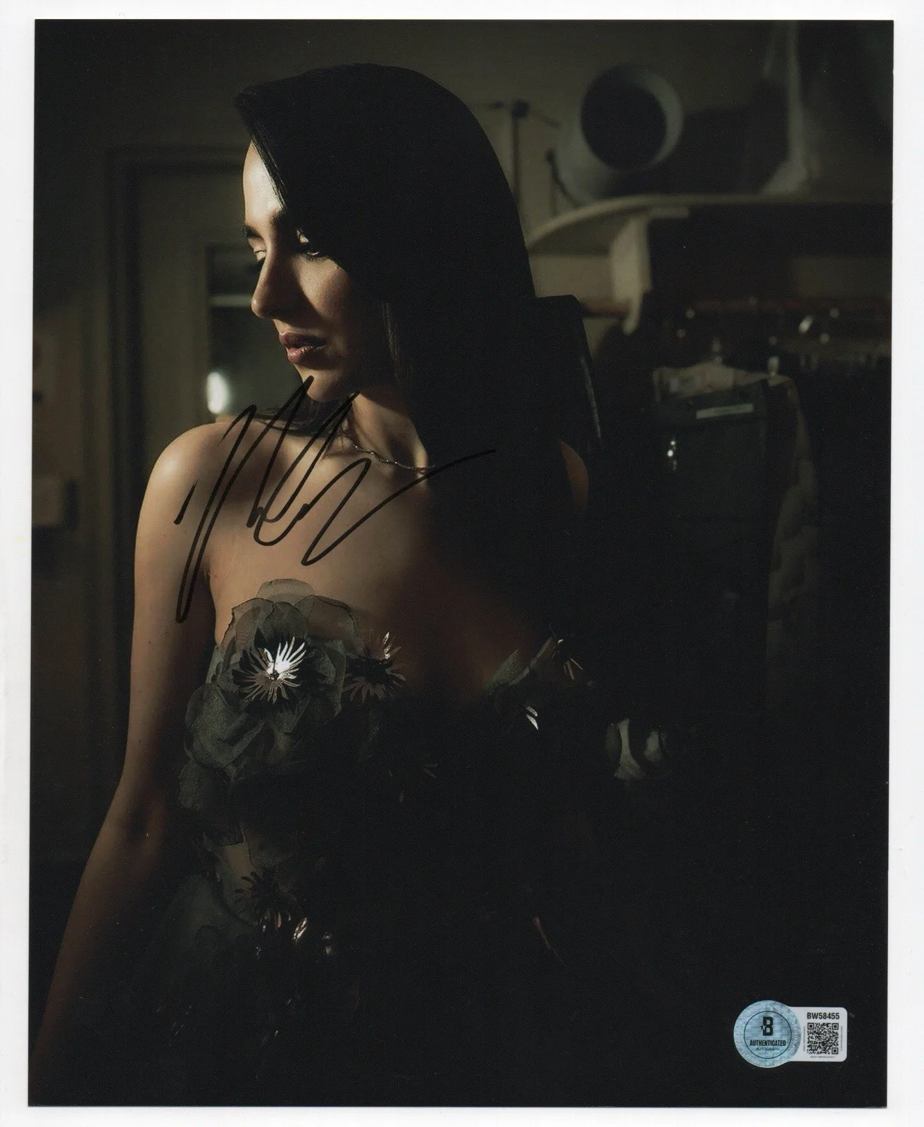 Hannah Cruz — Hannah Cruz autographed signed 8x10 photo Beckett BAS COA Sexy Hot Broadway Rare