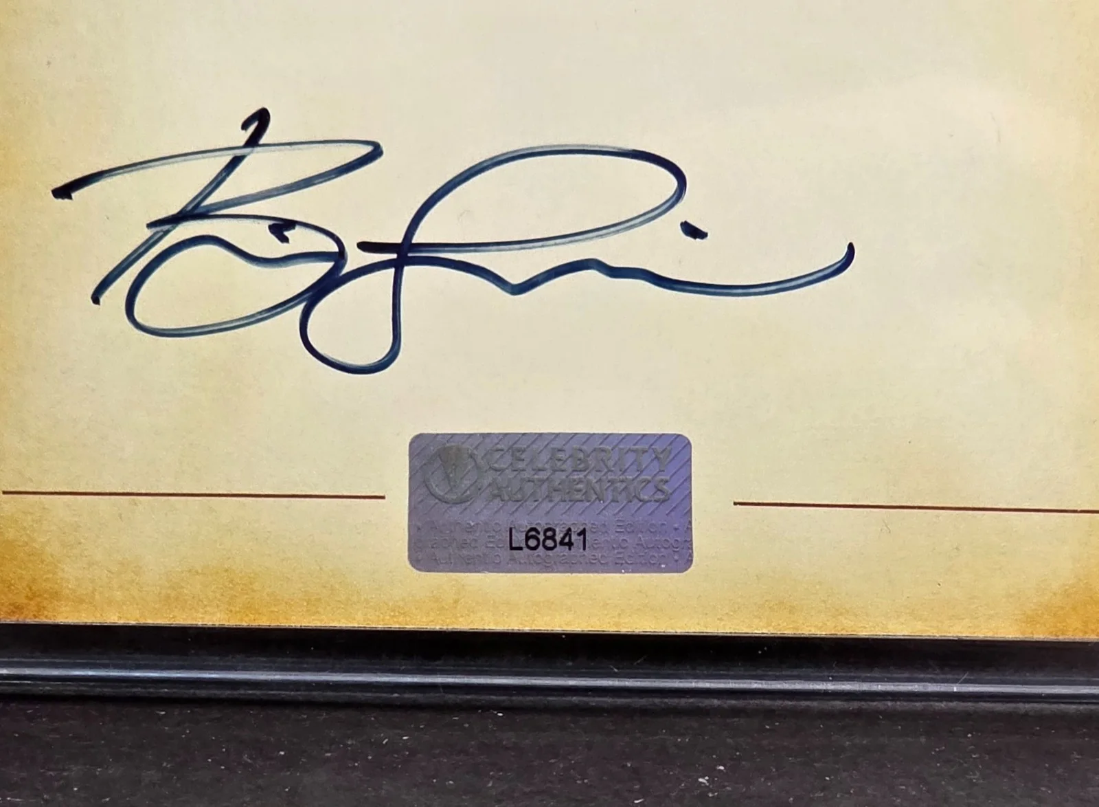 Bill Skarsgard — Bill Skarsgard Signed/Auto Celebrity Authentics Legendary Cuts Pennywise/IT/Crow, image 2