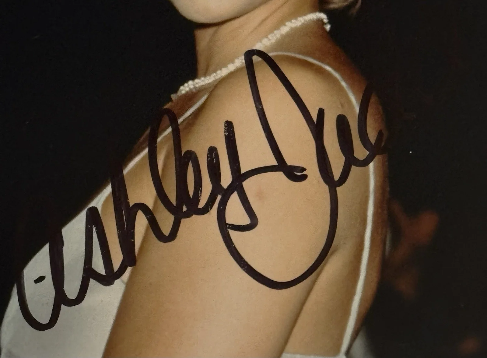 Ashley Judd — Ashley Judd Authentic Original Signed Autograph 4x6 Photo Hollywood Actress, изображение 2