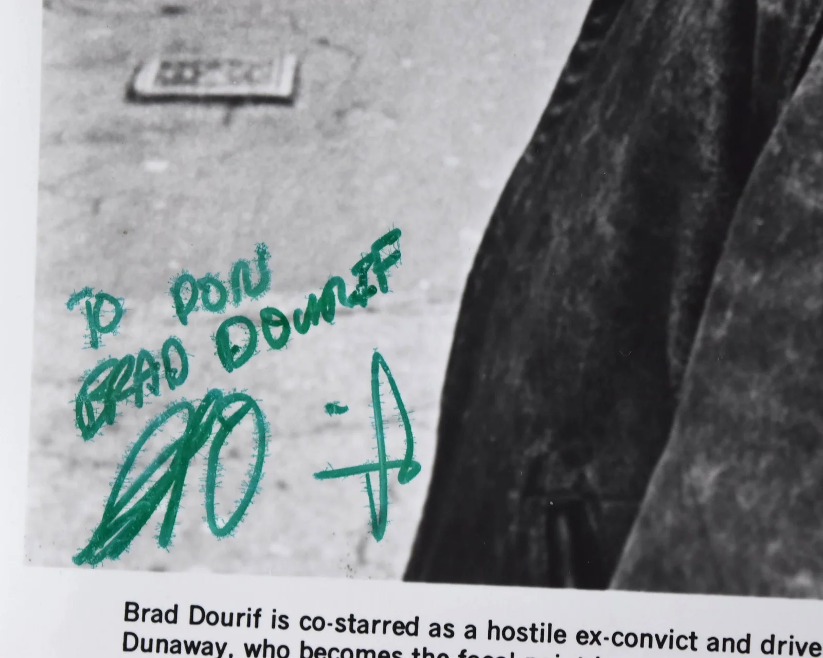 Brad Dourif "Eyes of Laura Mars" Hand Signed Photo 8"X10", изображение 2