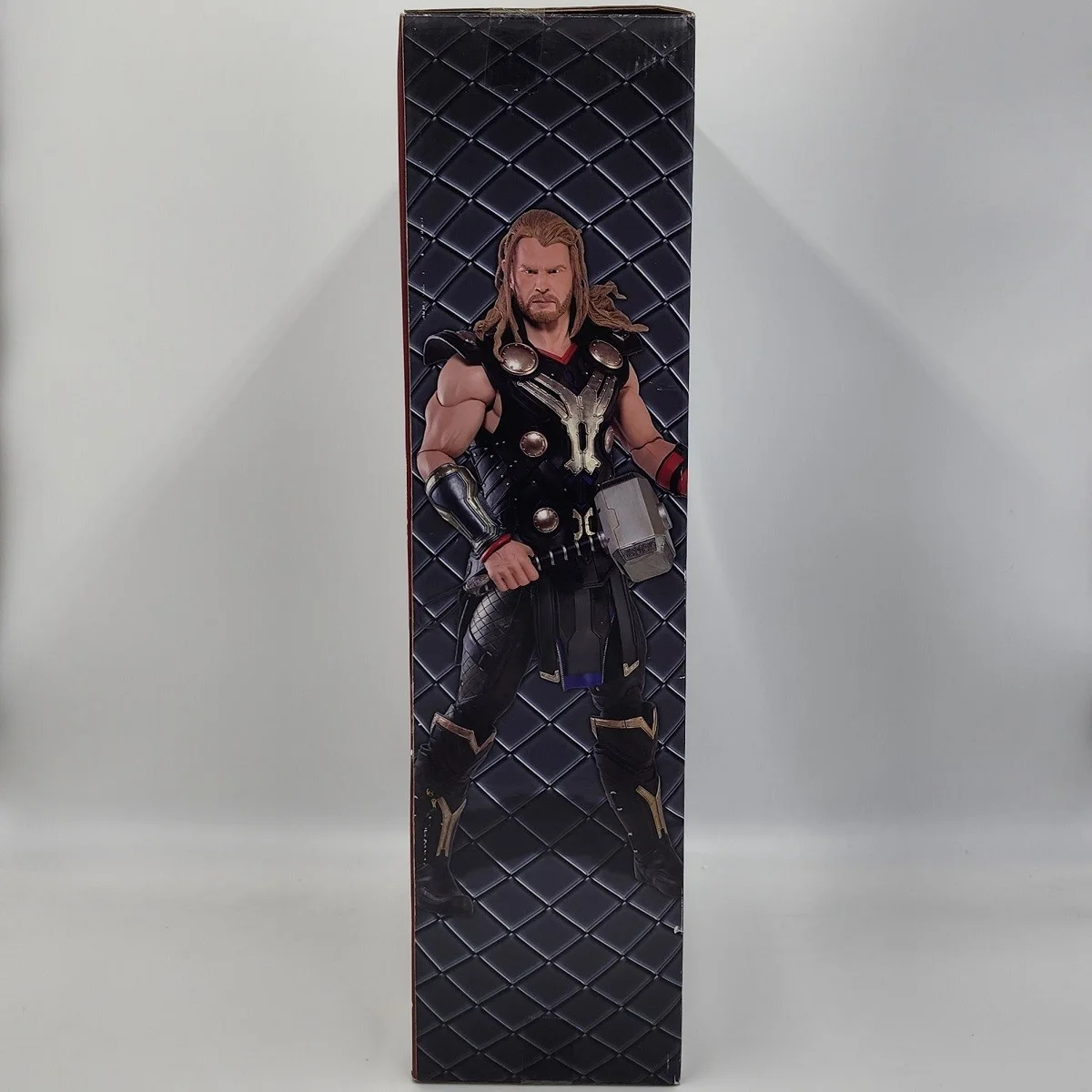 Chris Hemsworthand Stan Lee — Chris Hemsworth and Stan Lee Signed Thor Action Figure, image 3