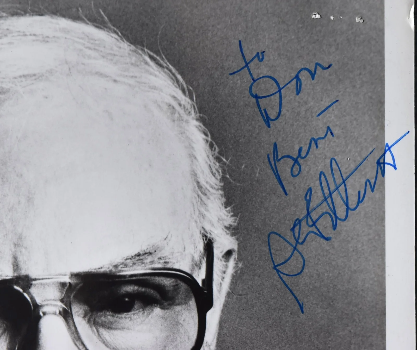 Stephen Elliott Hand Signed Photo 8"X10", image 2