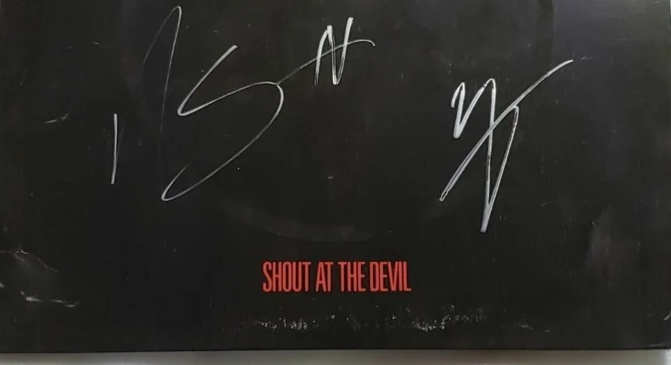 MOTLEY CRUE FULLY SIGNED SHOUT AT THE DEVIL LP X4 FULL COA ROGER EPPERSON NICE!!, image 3