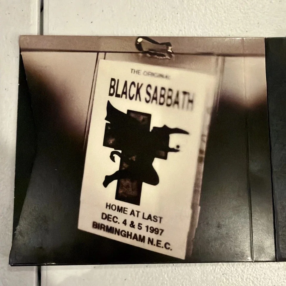 BLACK SABBATH FULLY SIGNED "REUNION" CD X4 NICE SET OF SILVER/ GOLD SIGS!! NICE!, image 5