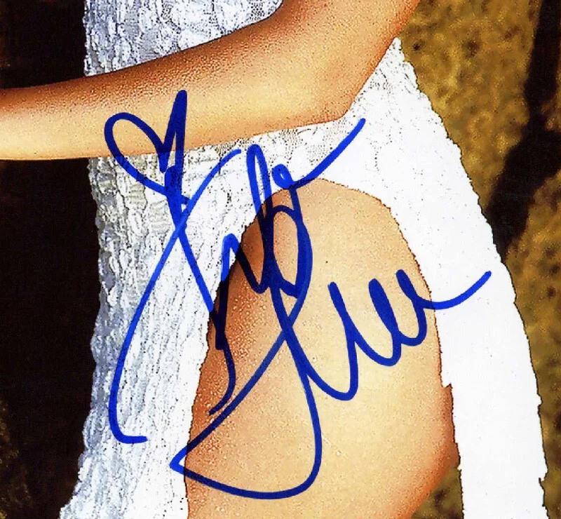 TIFFANI AMBER THIESSEN SIGNED 11x14 PHOTO 90210 SAVED BY THE BELL BECKETT BAS, изображение 2