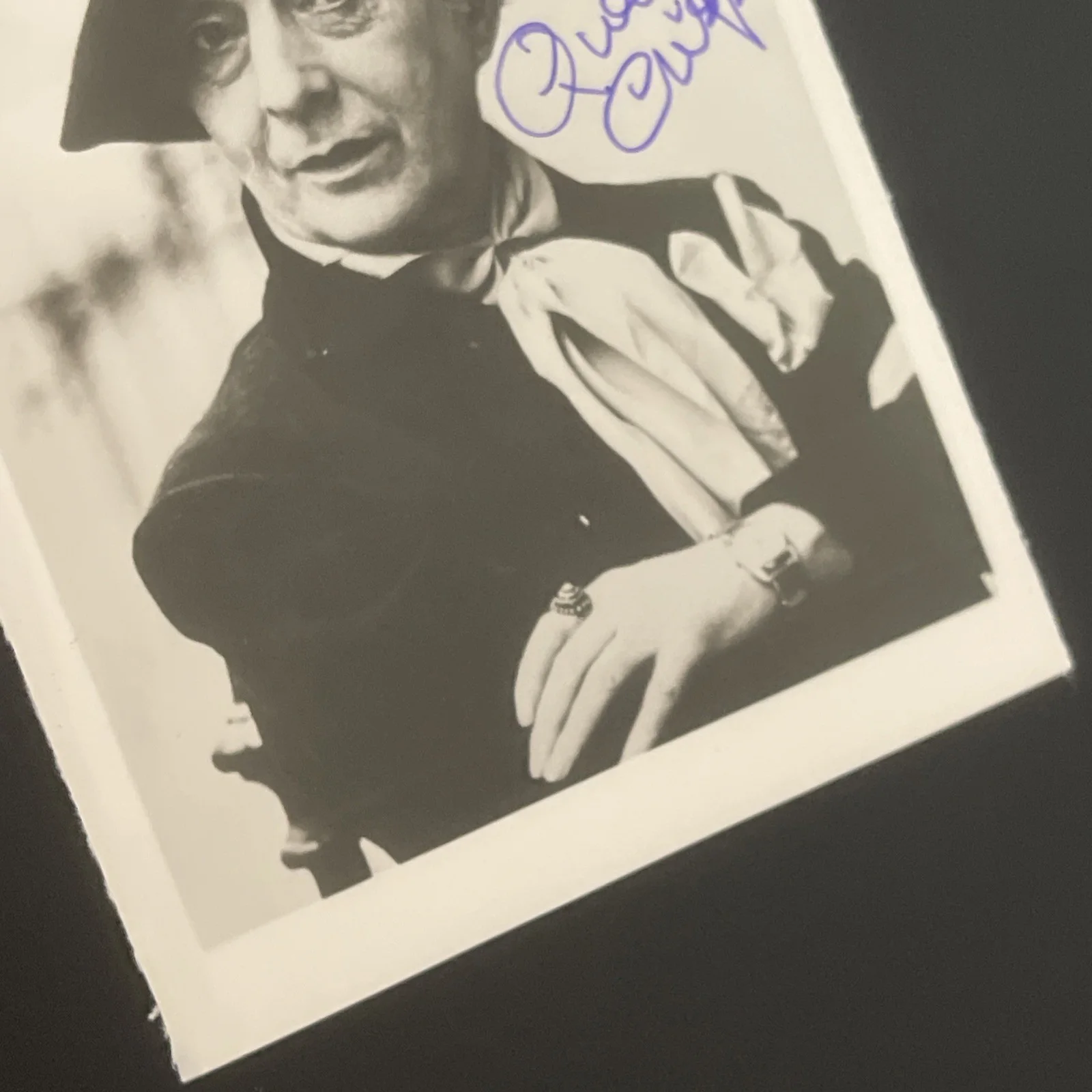 QUENTIN CRISP: Hand Signed Original Celebrity Photo 3.5 x 5” / KSK, изображение 5