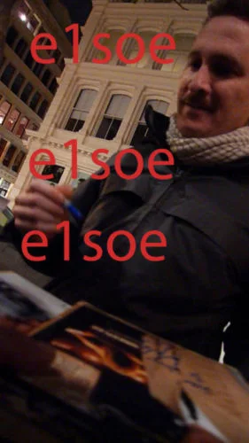 Darren Aronofsky — Darren Aronofsky signed The Wrestler 8x10 Photo In Person. Proof. Black Swan, изображение 3