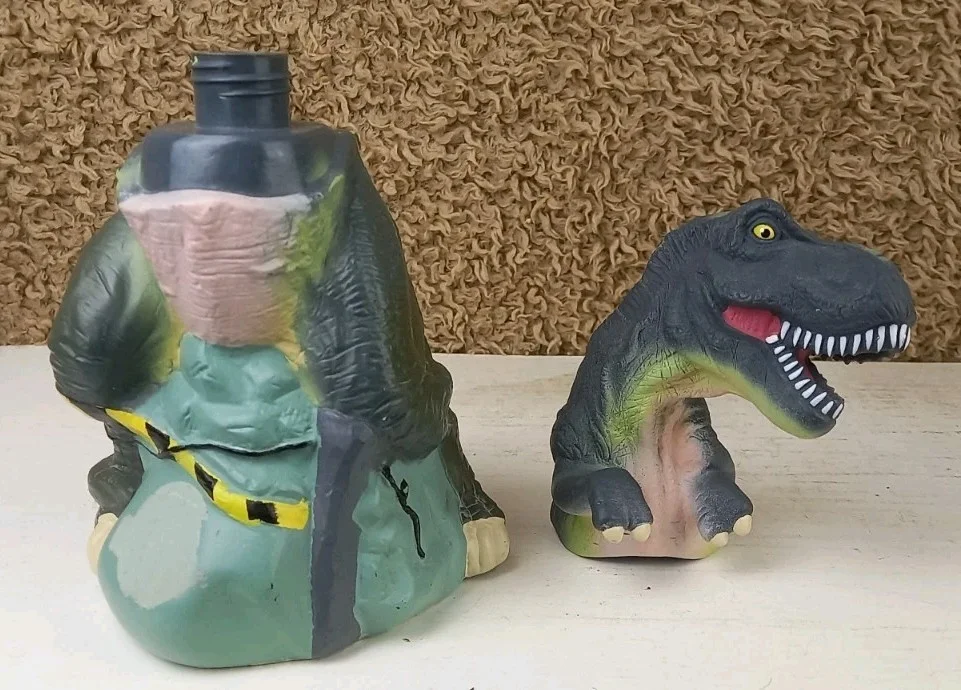 Lost World Jurassic Park T-REX 9" Euromark Bubble Bath (Empty) 1997 PLEASE READ, image 2