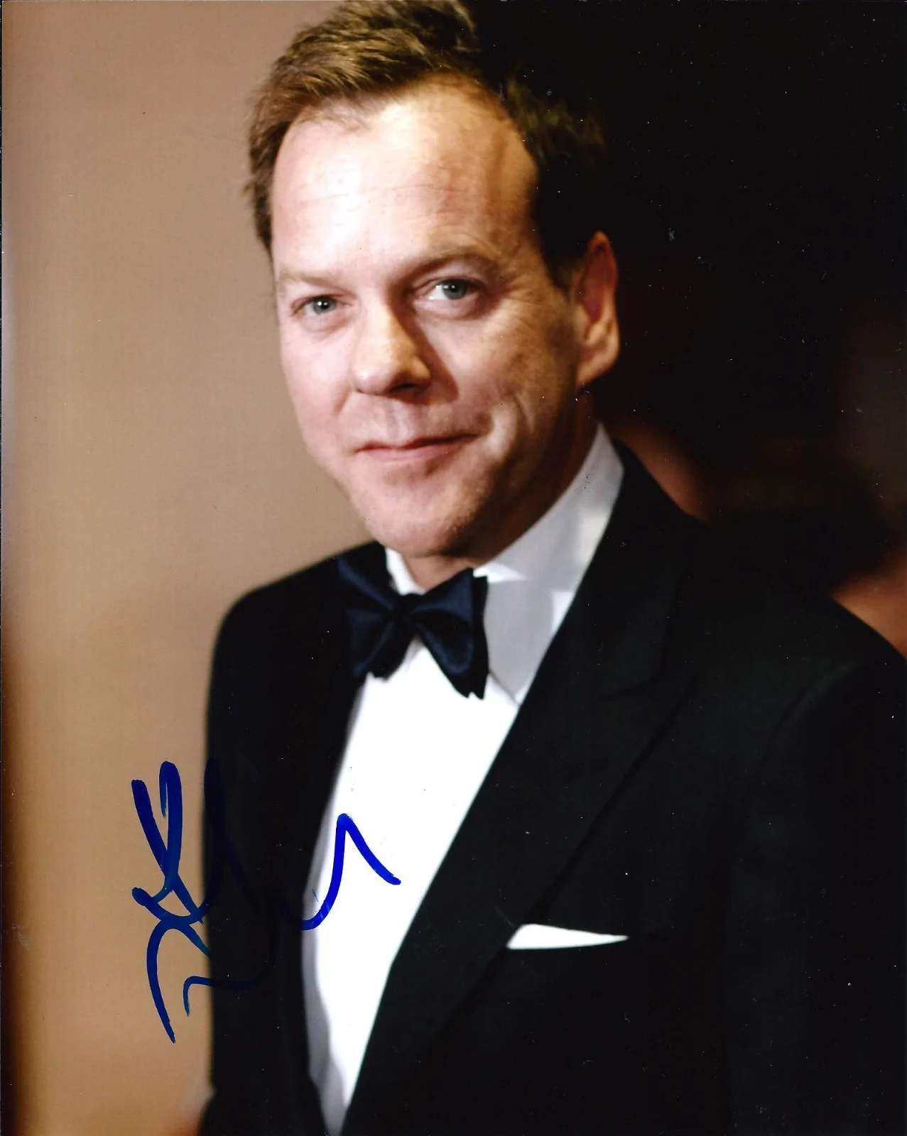 kiefer Sutherland — Kiefer Sutherland signed Cool 8x10 photo in person. 24 Live Another Day
