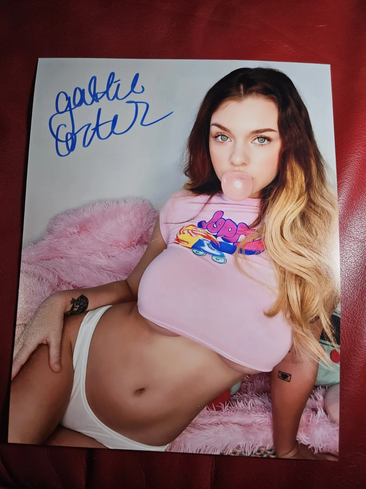 Gabbie Carter — Gabbie Carter (Adult Film Star) Signed Autograhped Inscribed 8x10 Photo