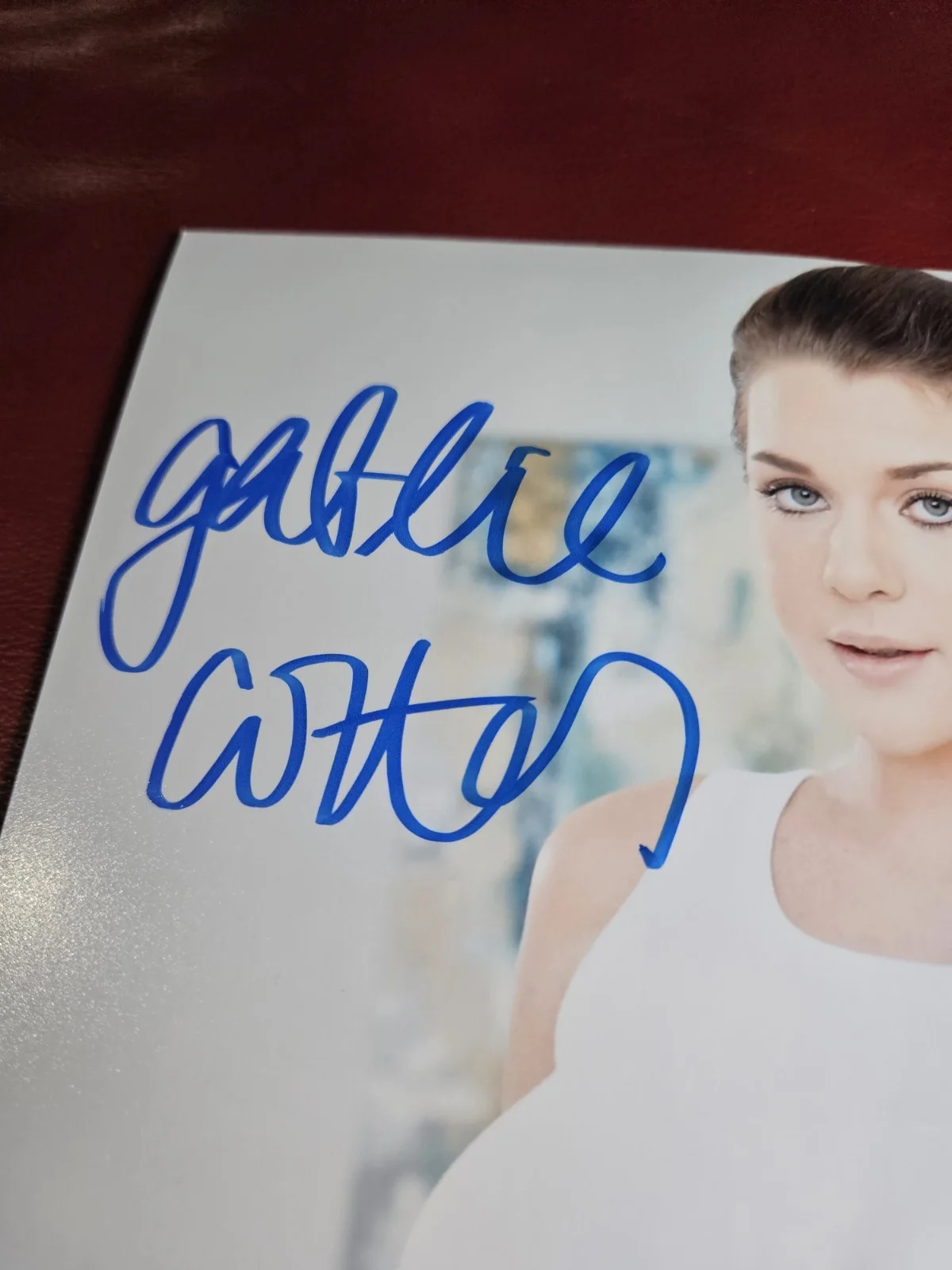 Gabbie Carter — Gabbie Carter (Adult Film Star) Signed Autograhped Inscribed 8x10 Photo, изображение 2