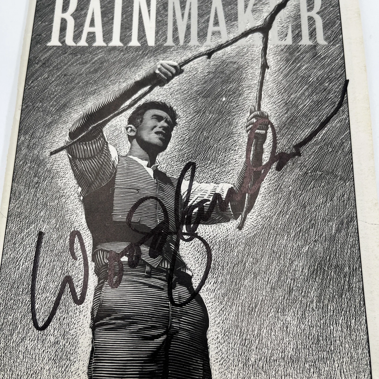 Woody Harrelson — Woody Harrelson Signed Autographed The Rainmaker Playbill, image 2