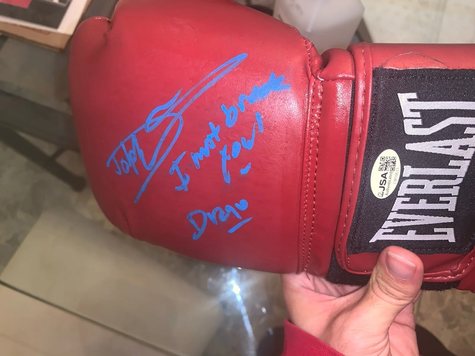 Dolph Lundgren — Dolph Lundgren Signed Everlast Boxing Glove Inscribed W/proof Rocky Drago 16oz, изображение 5