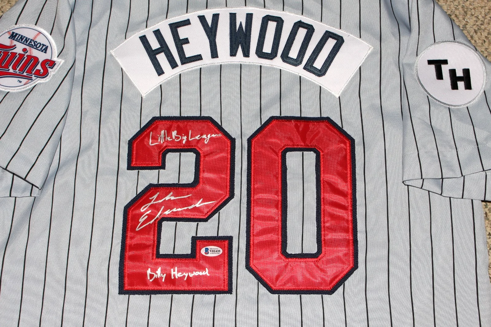 LUKE EDWARDS SIGNED 'LITTLE BIG LEAGUE' MOVIE MINNESOTA TWINS JERSEY BECKETT COA, image 2