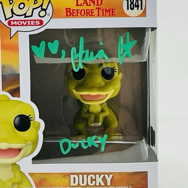 Aria Curzon Autographed Ducky The Land Before Time Funko Pop #1841 OC Marketing, изображение 2
