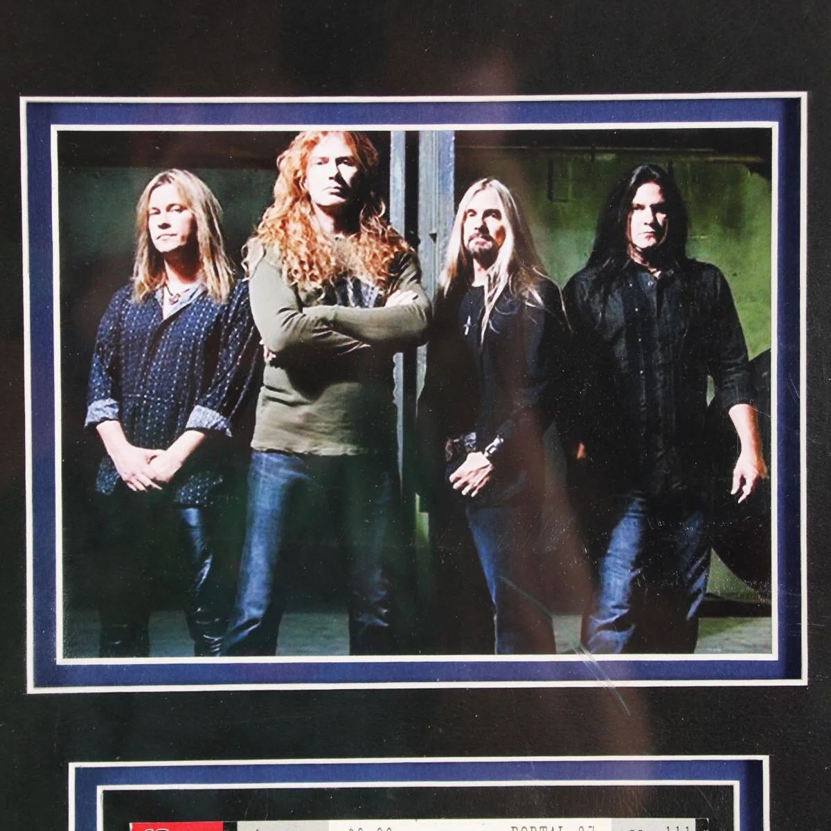 Megadeth 2004" Band Signed Drumhead Display (4) - COA JSA, image 5