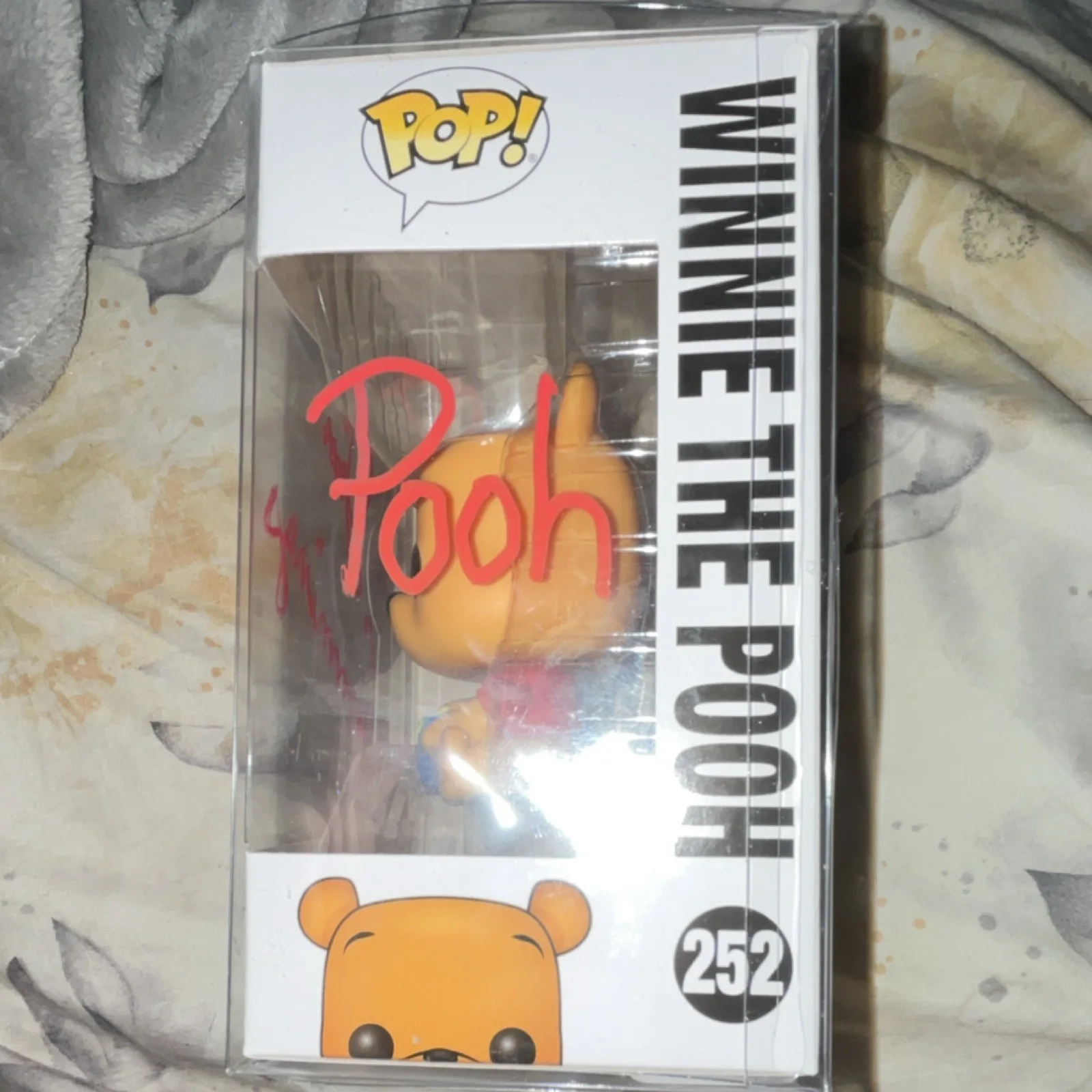 Jim Cummings — Funko Pop Winnie the Pooh #252 Vinyl Figure Signed by Jim Cummings, изображение 3