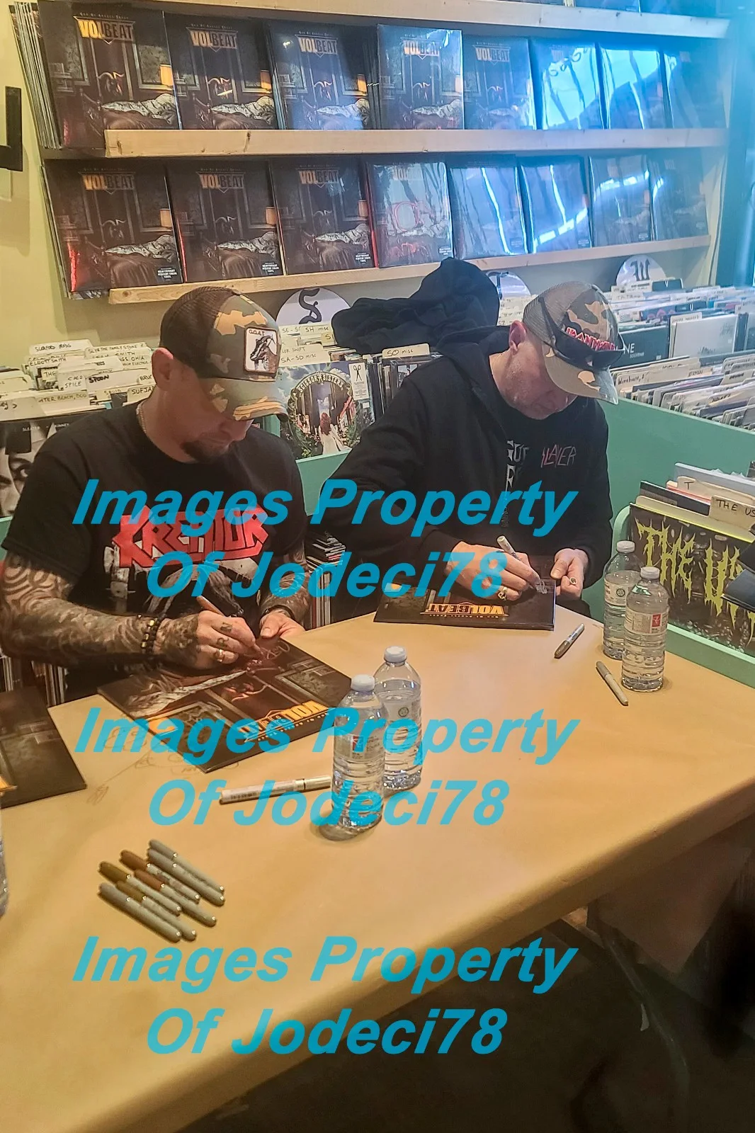 VOLBEAT Full Band Signed GOD OF ANGELS TRUST Vinyl Album Record PROOF JSA E, изображение 5