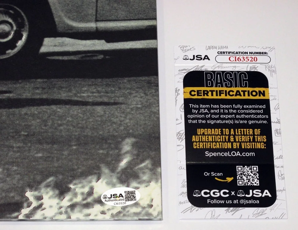 Tom Morello — Tom Morello signed "RAGE AGAINST THE MACHINE" Vinyl Album EXACT PROOF a JSA COA, image 3