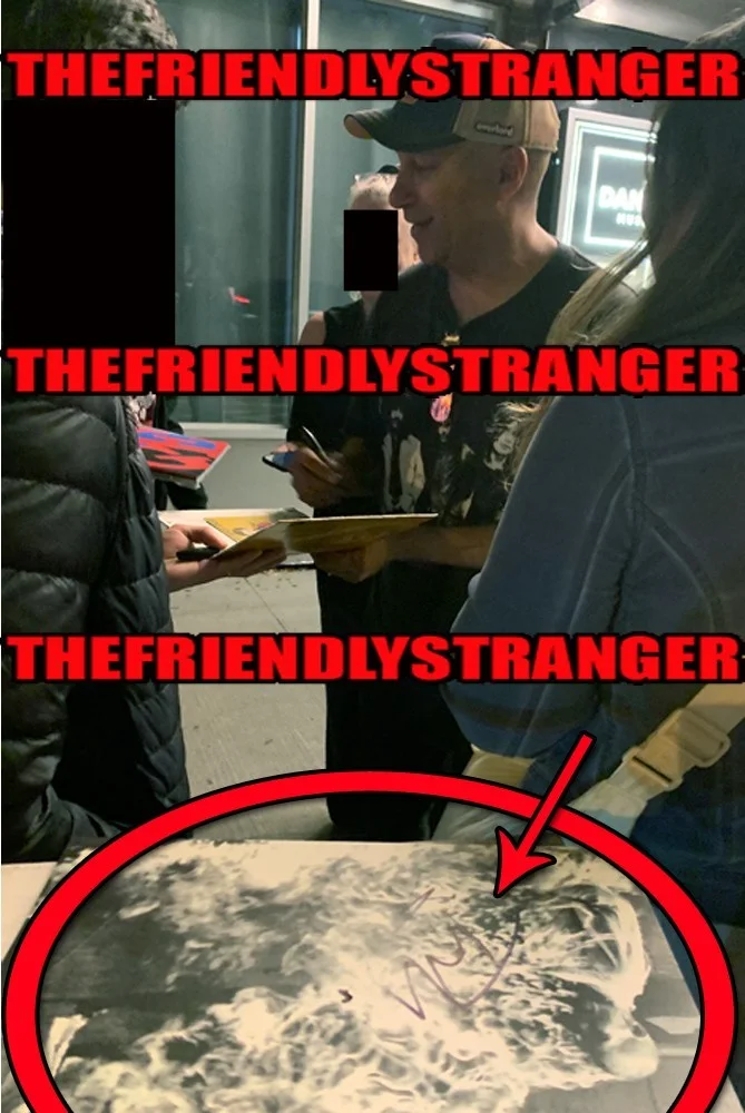 Tom Morello — Tom Morello signed "RAGE AGAINST THE MACHINE" Vinyl Album EXACT PROOF a JSA COA, image 4