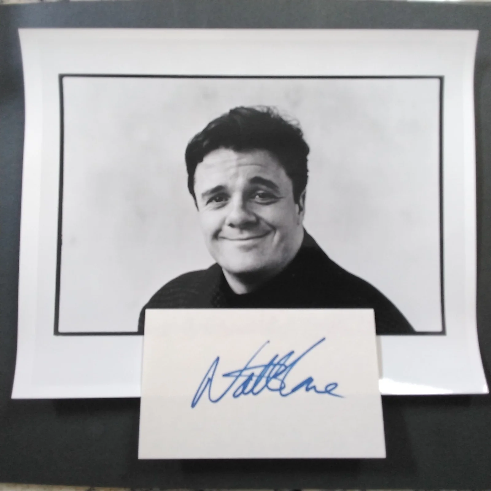 Nathan Lane SIGNED Card Photo Film TV Actor The Birdcage Lion King The Producers, изображение 2