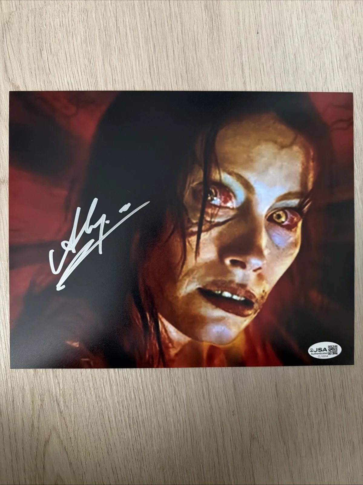 Alyssa Sutherland signed Evil Dead Rise 8x10 photo JSA Authenticated Autograph, image 2