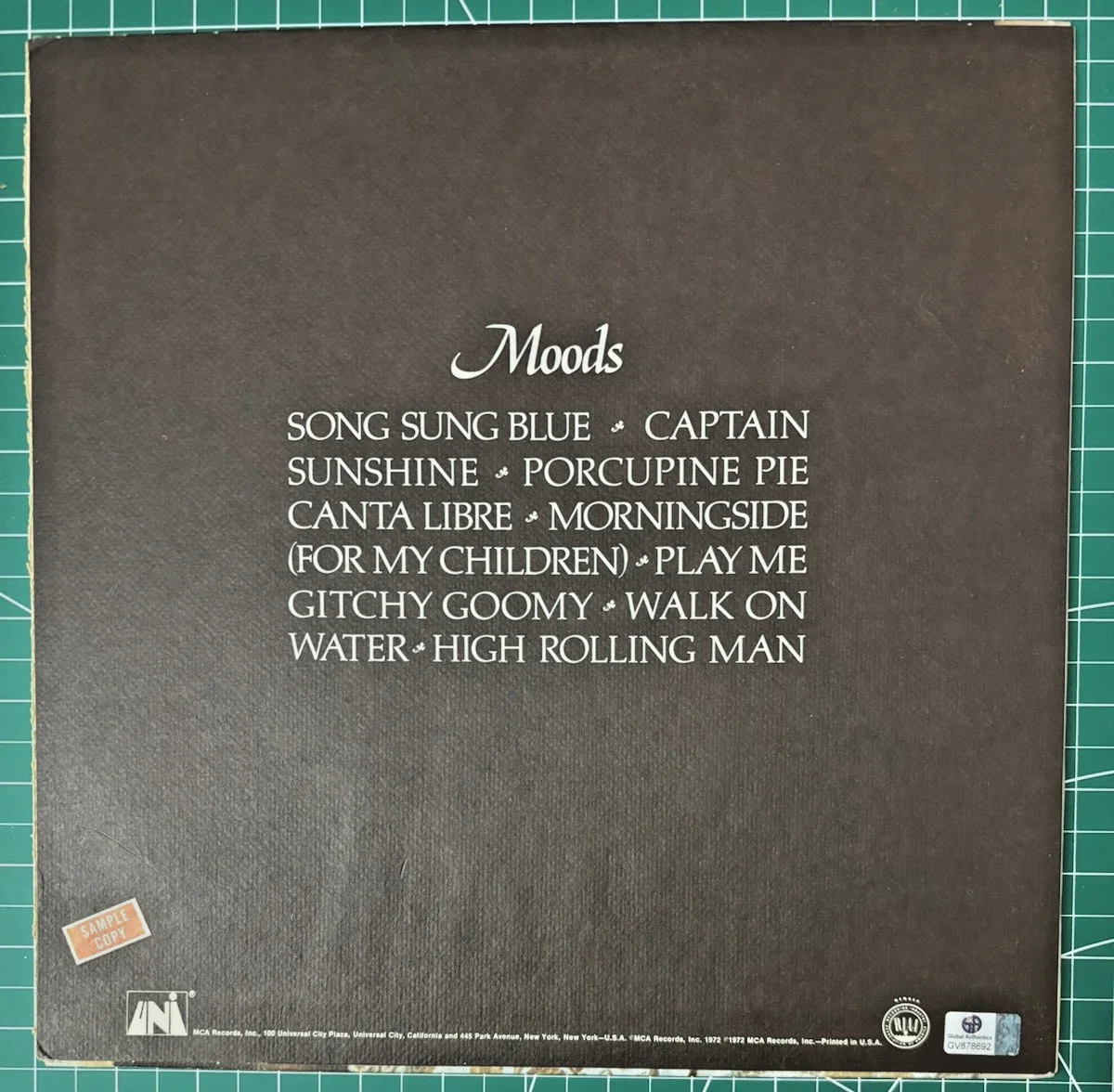 NEIL DIAMOND — NEIL DIAMOND - MOODS - SIGNED ALBUM COVER GA CERT "SONG SUNG BLUE", изображение 4