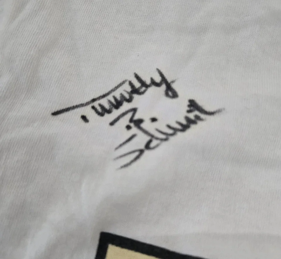 THE EAGLES FULLY SIGNED HELL FREEZES OVER T SHIRT X5 FULL COA FROM PSA INCLUDED!, изображение 2