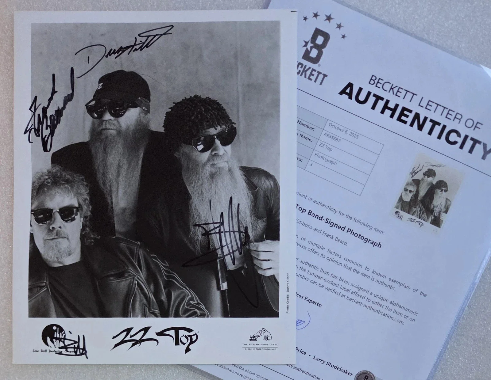 ZZ TOP FULLY SIGNED PROMO PHOTO X3 FULL COA BECKETT AUTHENTICATION NICE SIGS!!, изображение 2