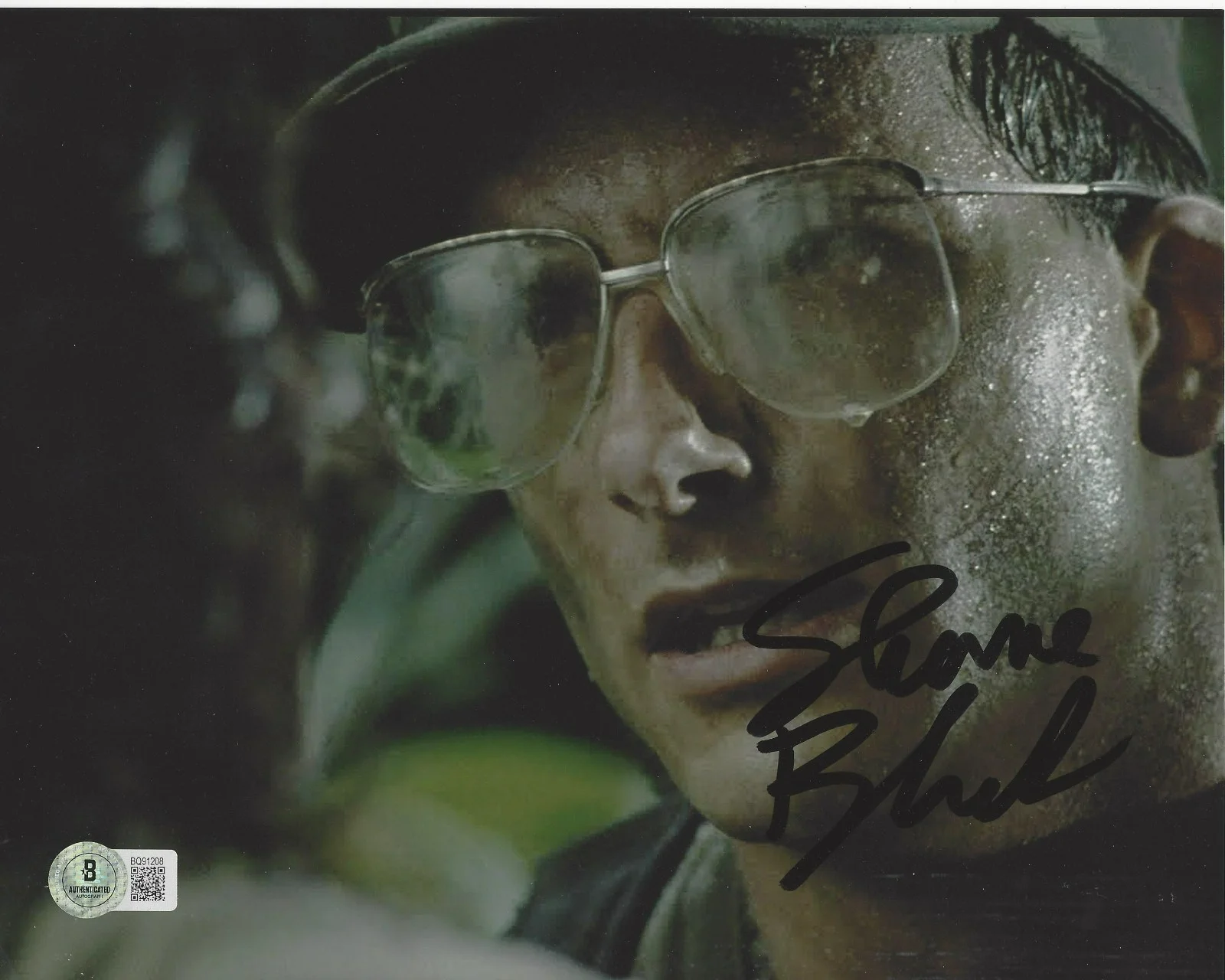 Shane Black — SHANE BLACK SIGNED 'PREDATOR' HAWKINS 8x10 MOVIE PHOTO C ACTOR BECKETT BAS COA, image 3