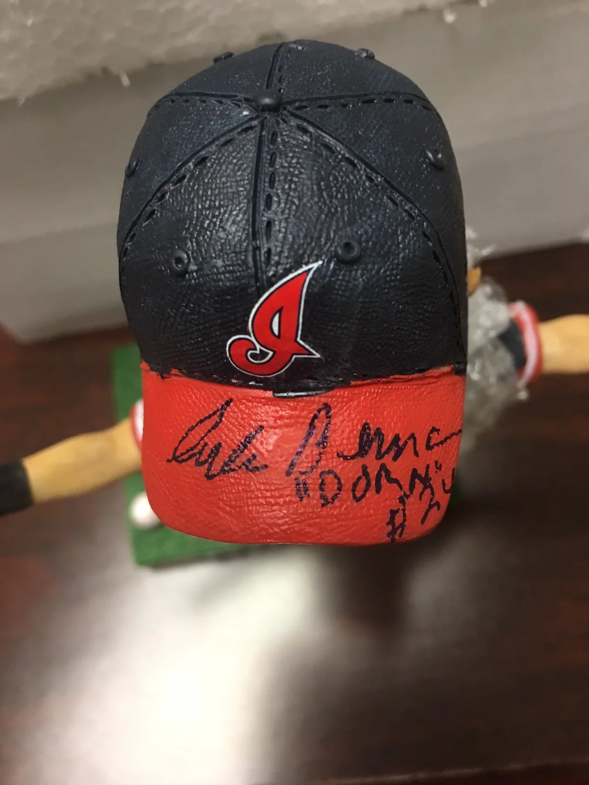 Corbin Bernson — Corbin Bernson Signed Roger Dorn Major League Bobblehead Inscribed Dorn #24 L@@K, изображение 4