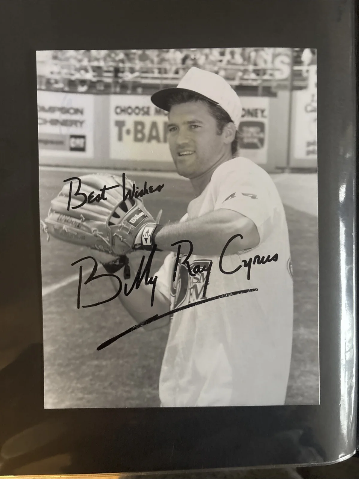 BILLY RAY CYRUS Autographed signed photo 9"x7", image 4